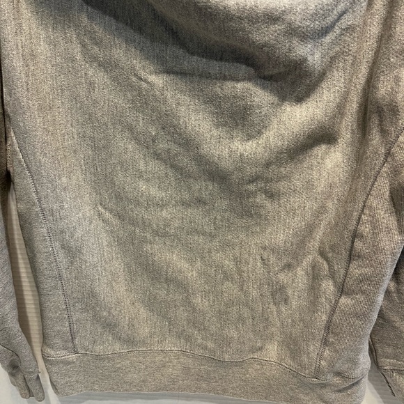 Vintage Champion Reverse Weave Sweatshirt size Medium distressed hoodie - Picture 10 of 10